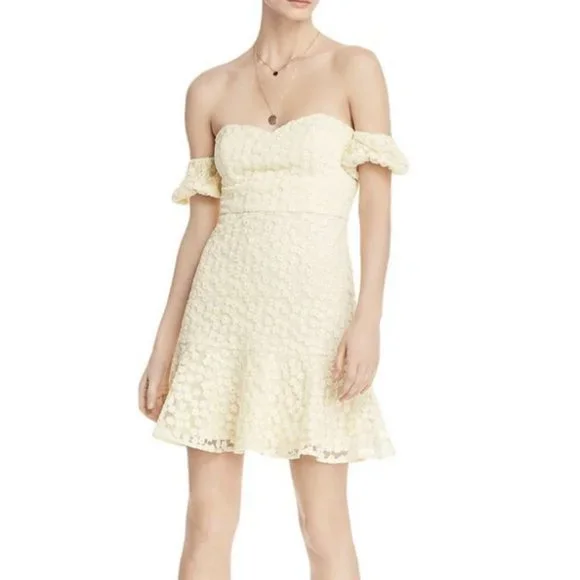 Aqua | Dresses | Aqua Brand Yellow Dress Lace Overlay Floral Size Large L Knee  Length New | Poshmark